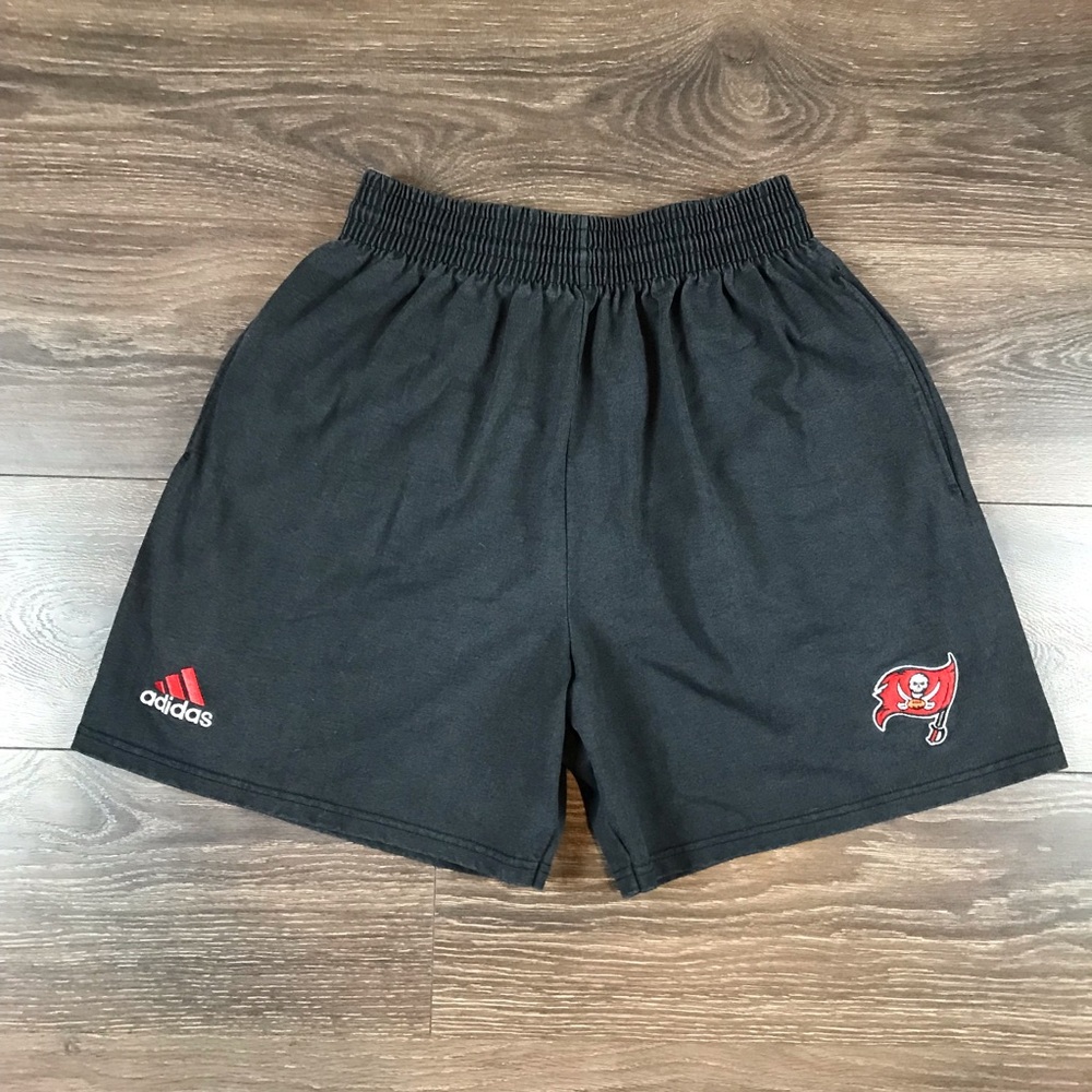Adidas NFL Tampa Bay Buccaneers Mens Y2K 2000’s Vintage Athletic Black Shorts L